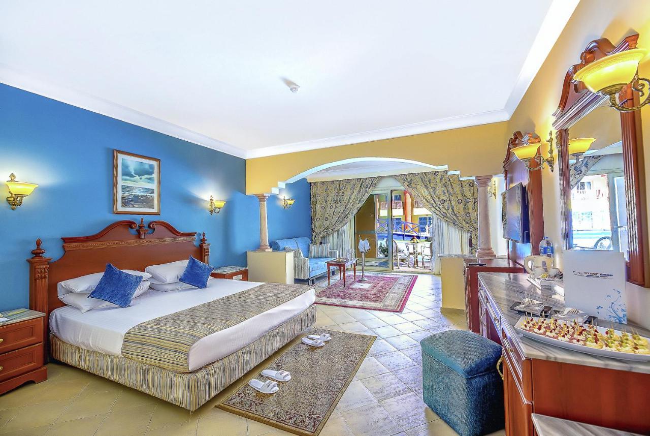 Titanic Palace Families And Couples Only Hurghada Extérieur photo Suite at the Hilton Sharm El Sheikh