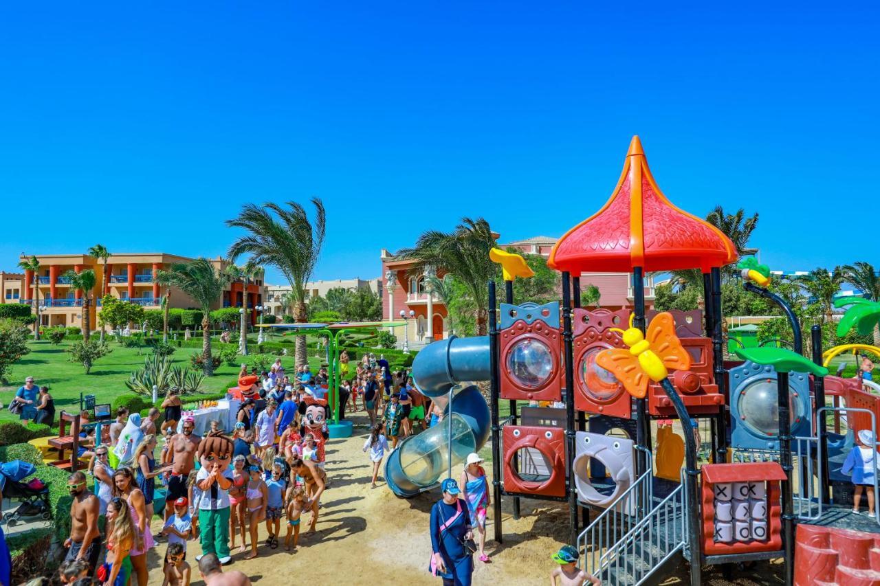 Titanic Palace Families And Couples Only Hurghada Extérieur photo Playground at the resort